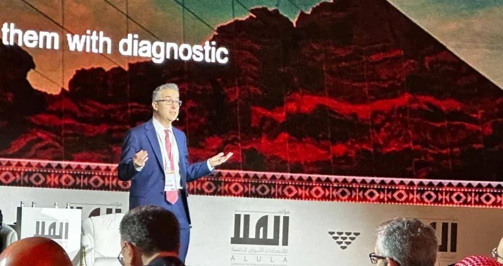 أبرز منظّري التجارة الدولية في «هارفارد»: السعودية تملك «شيفرة» النجاح في عالم مجزأ