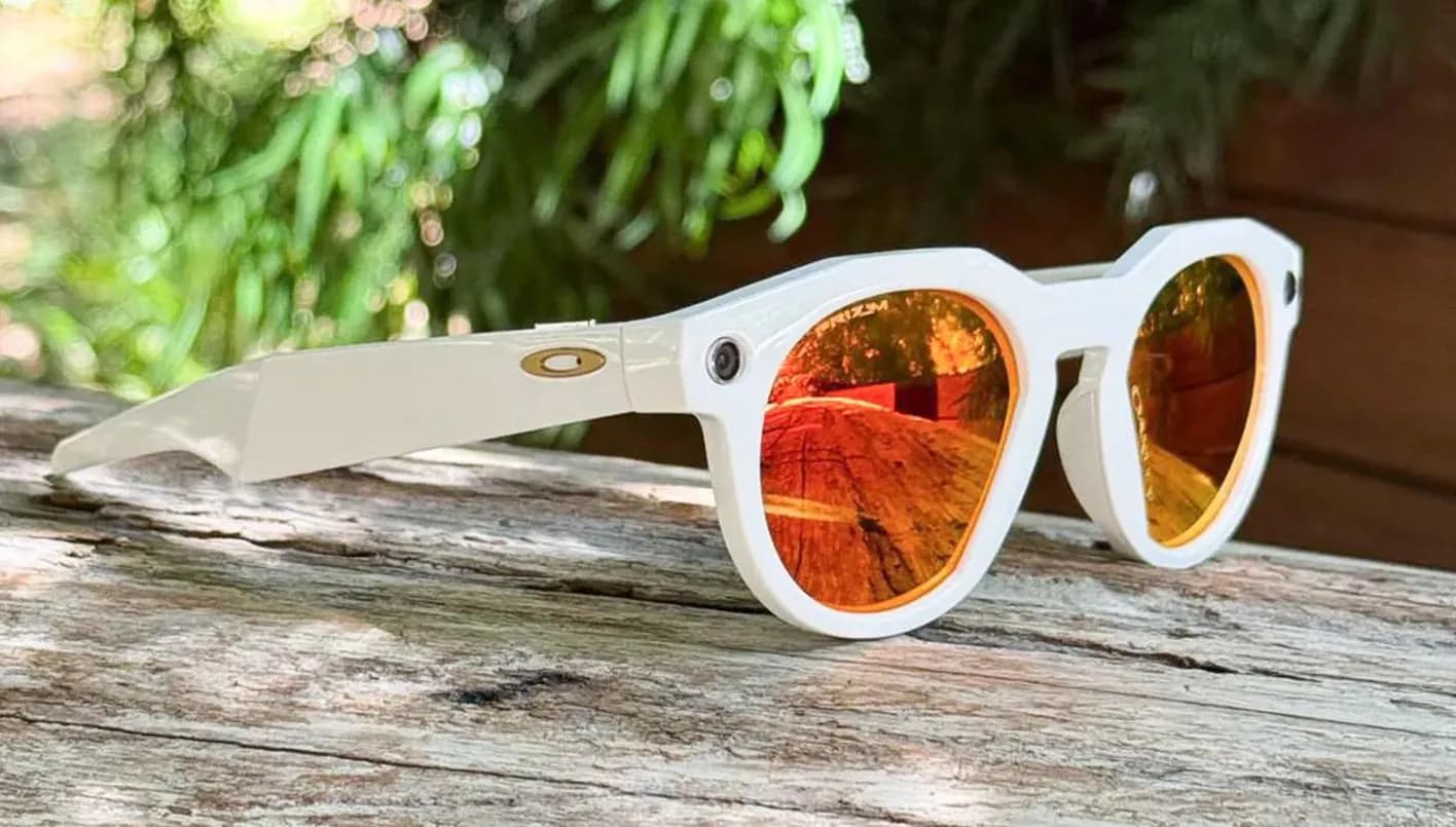 “ميتا” تكشف عن نظارات Oakley الذكية بالذكاء الاصطناعي قبل إطلاقها هذا الصيف