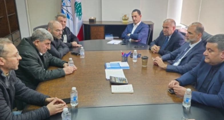 نقابات النقل تبحث مع رسامني تعديل التعرفة