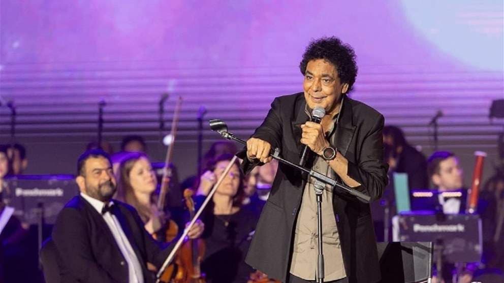 اول تعليق لـ محمد منير بعد خروجه من المستشفى 