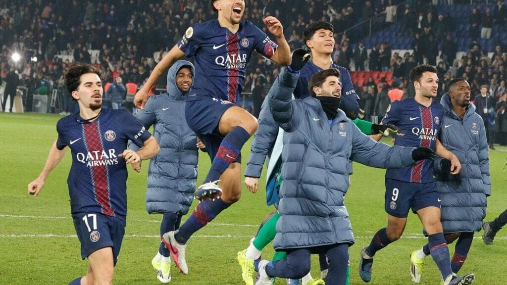 باريس سان جرمان يمطر شباك مرسيليا بخماسية ويستعيد صدارة الدوري الفرنسي